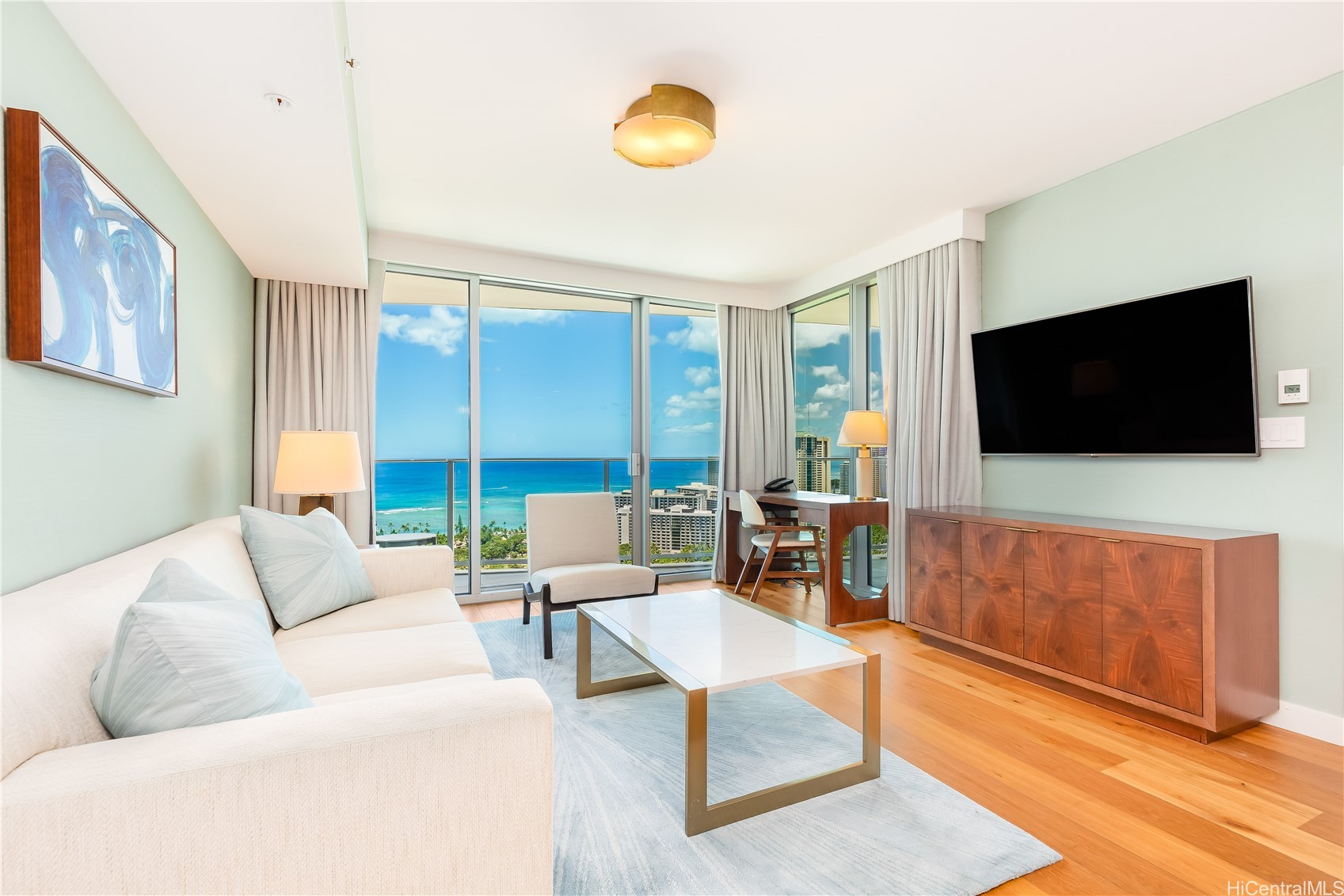 2139 Kuhio Avenue 3305