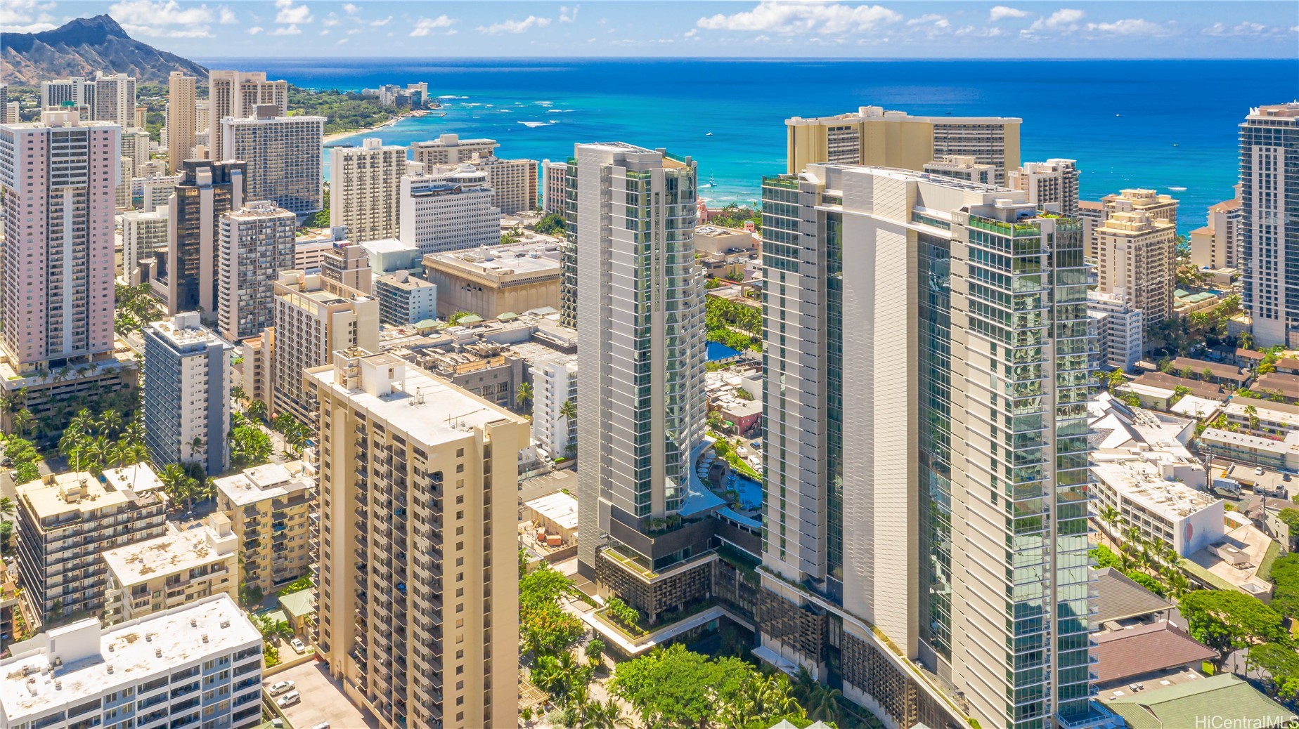 2139 Kuhio Avenue 3305