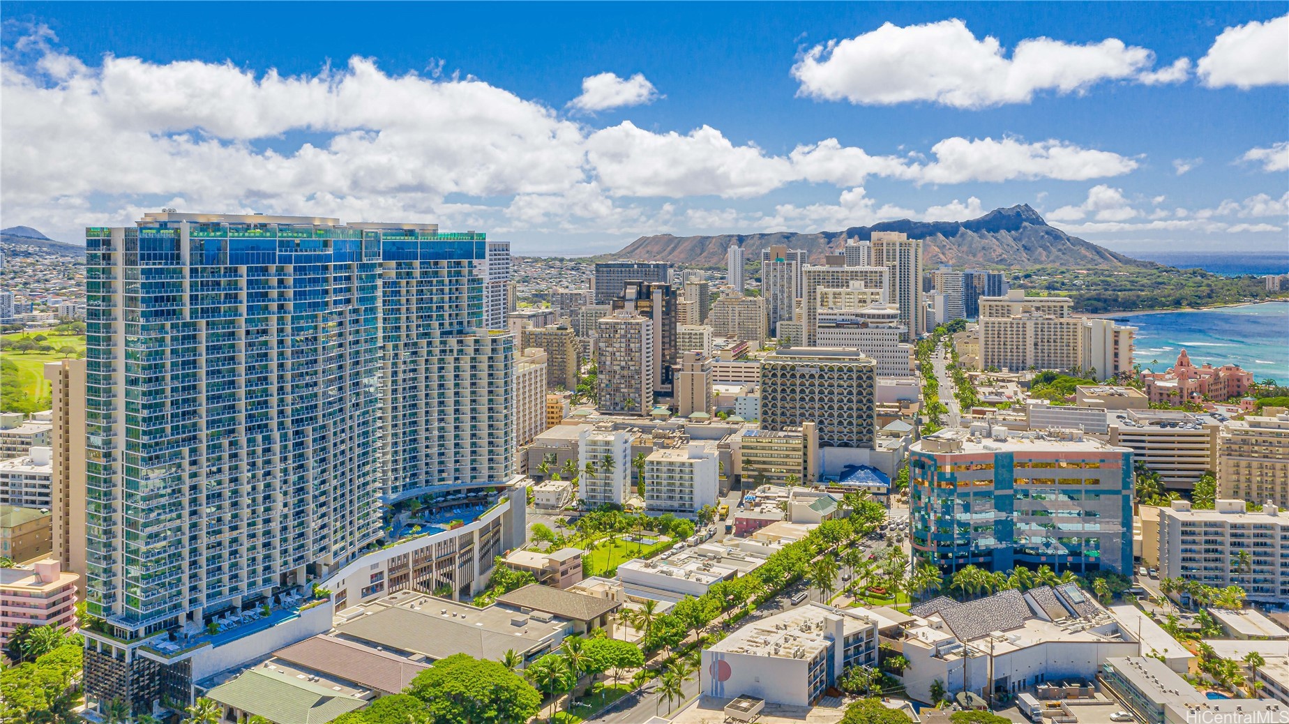2139 Kuhio Avenue 3305