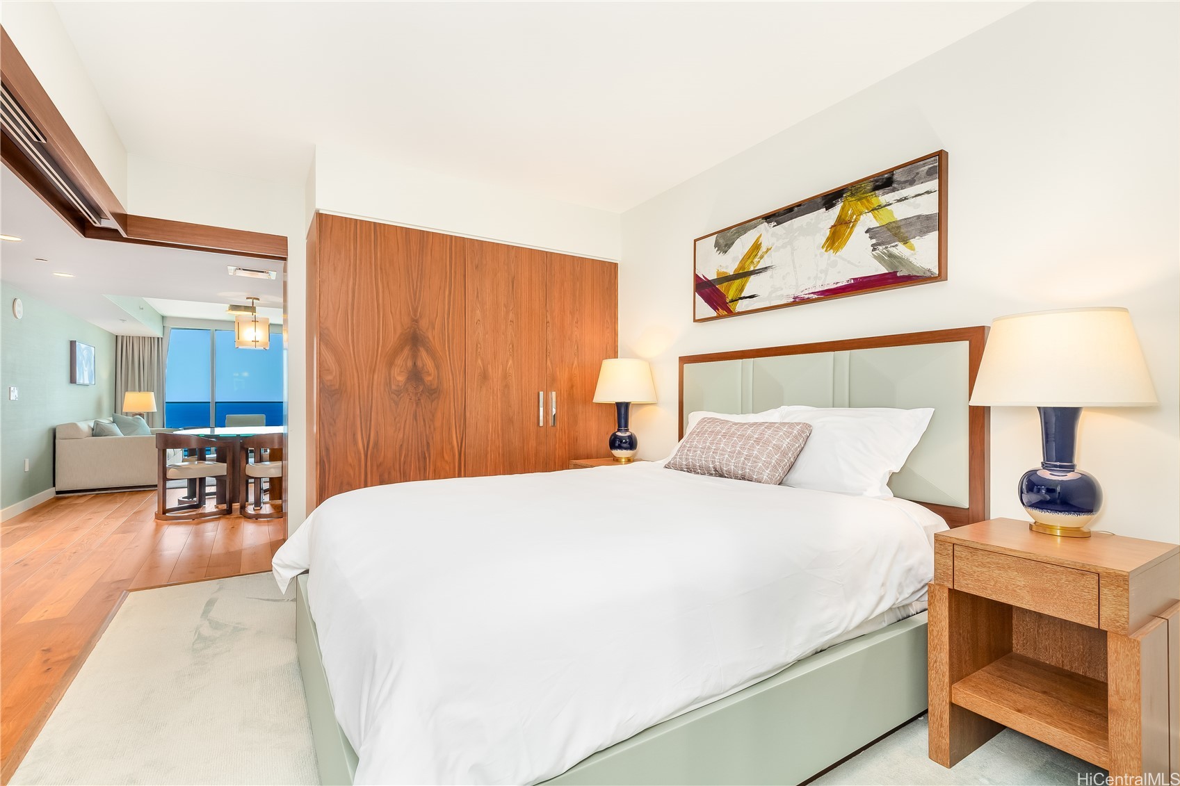 2139 Kuhio Avenue 3305