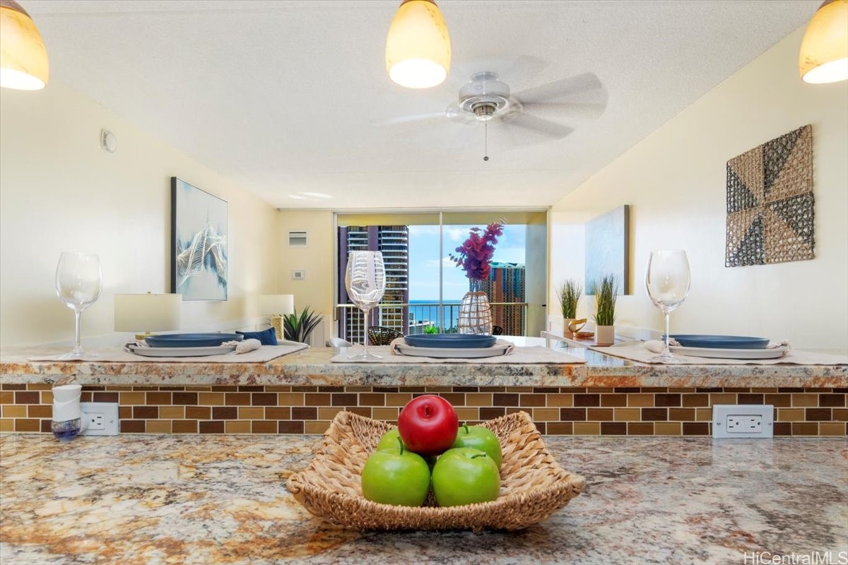 400 Hobron Lane 3009