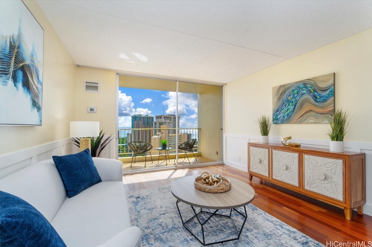 400 Hobron Lane 3009