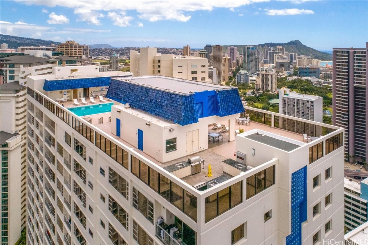 400 Hobron Lane 3009
