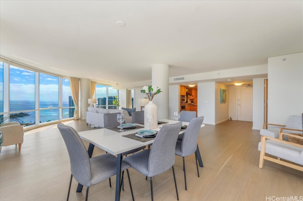 1296 Kapiolani Boulevard 4703