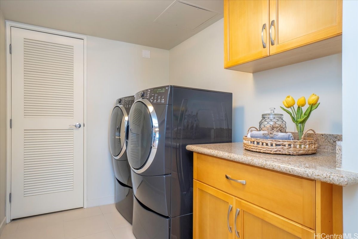 1296 Kapiolani Boulevard 4703