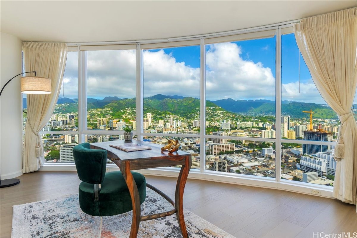 1296 Kapiolani Boulevard 4703
