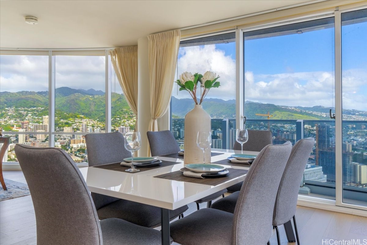 1296 Kapiolani Boulevard 4703