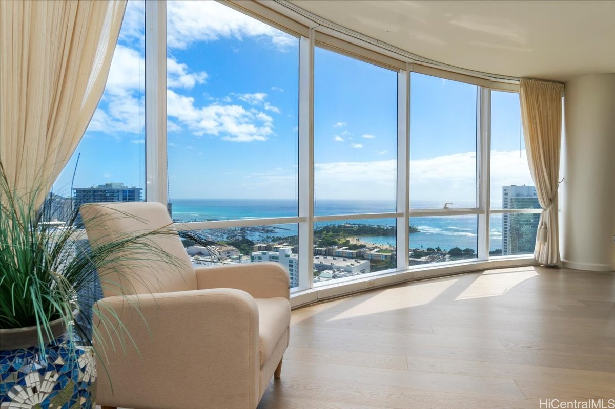 1296 Kapiolani Boulevard 4703