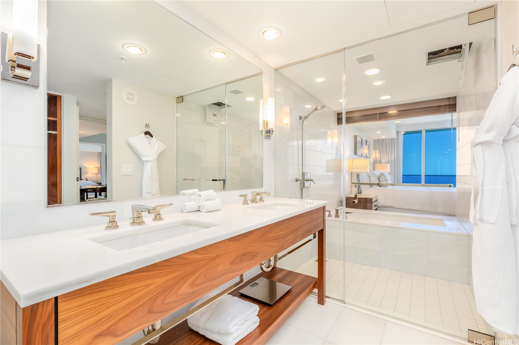 2139 Kuhio Avenue 34th Floor