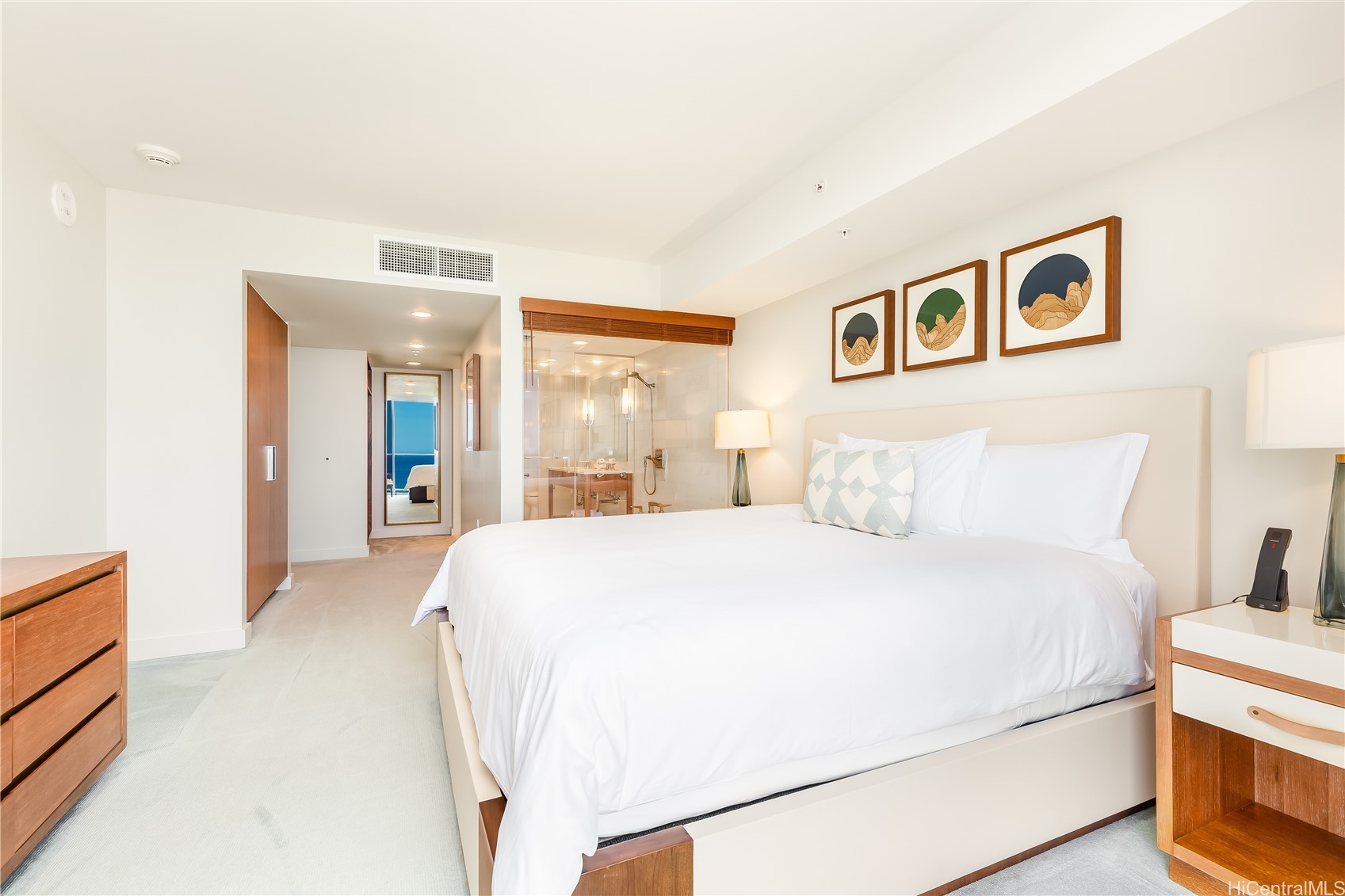 2139 Kuhio Avenue 34th Floor