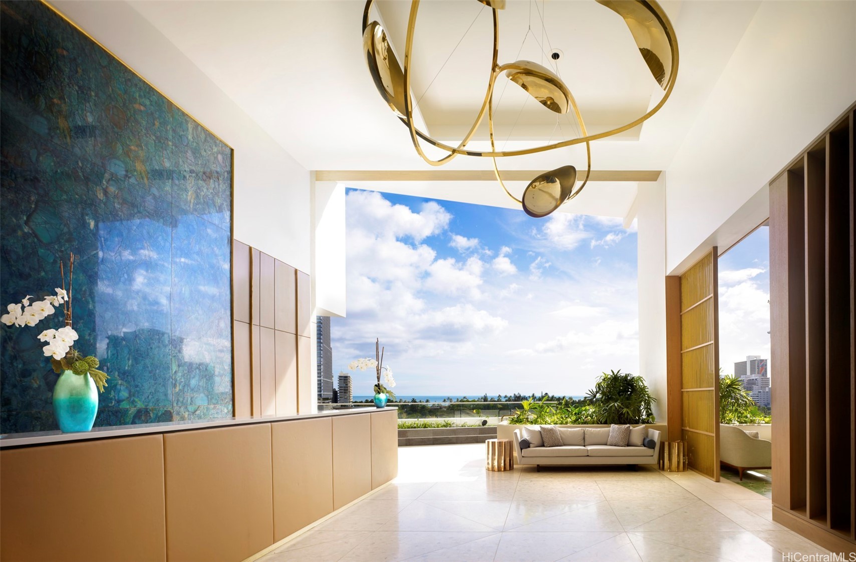 2139 Kuhio Avenue 34th Floor