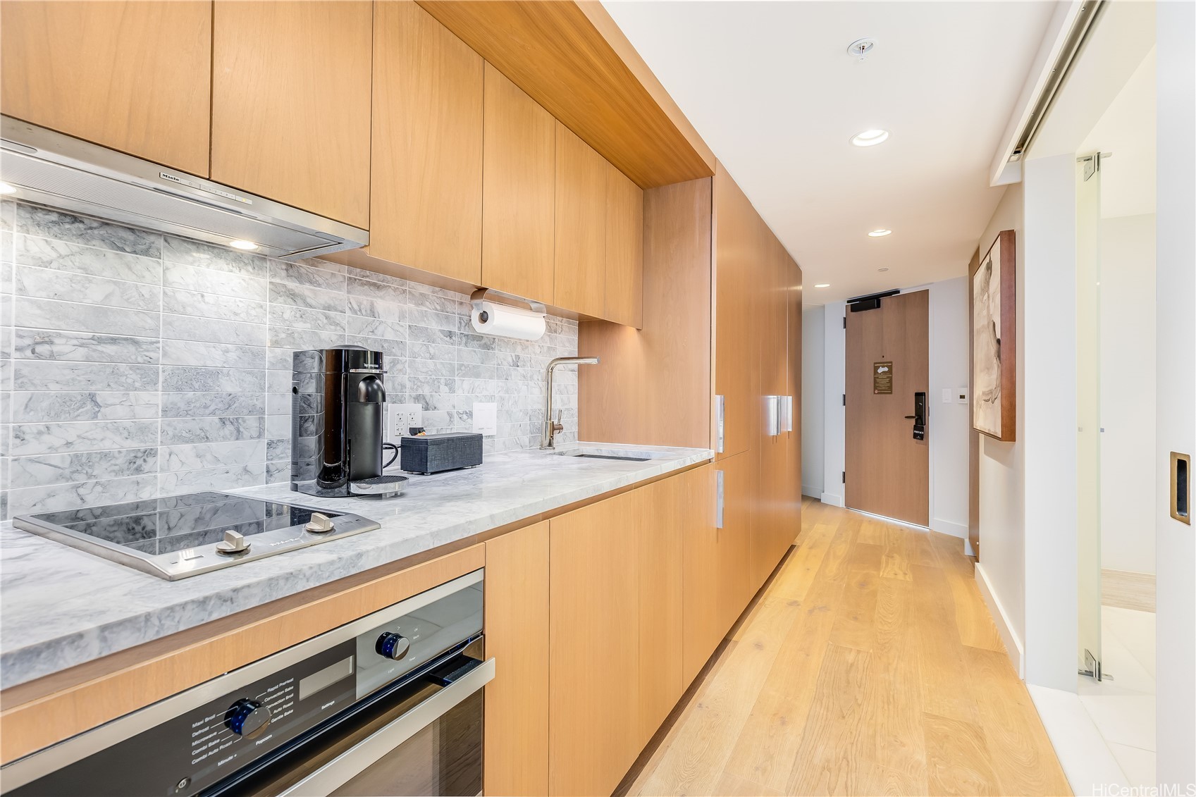 2139 Kuhio Avenue 1809