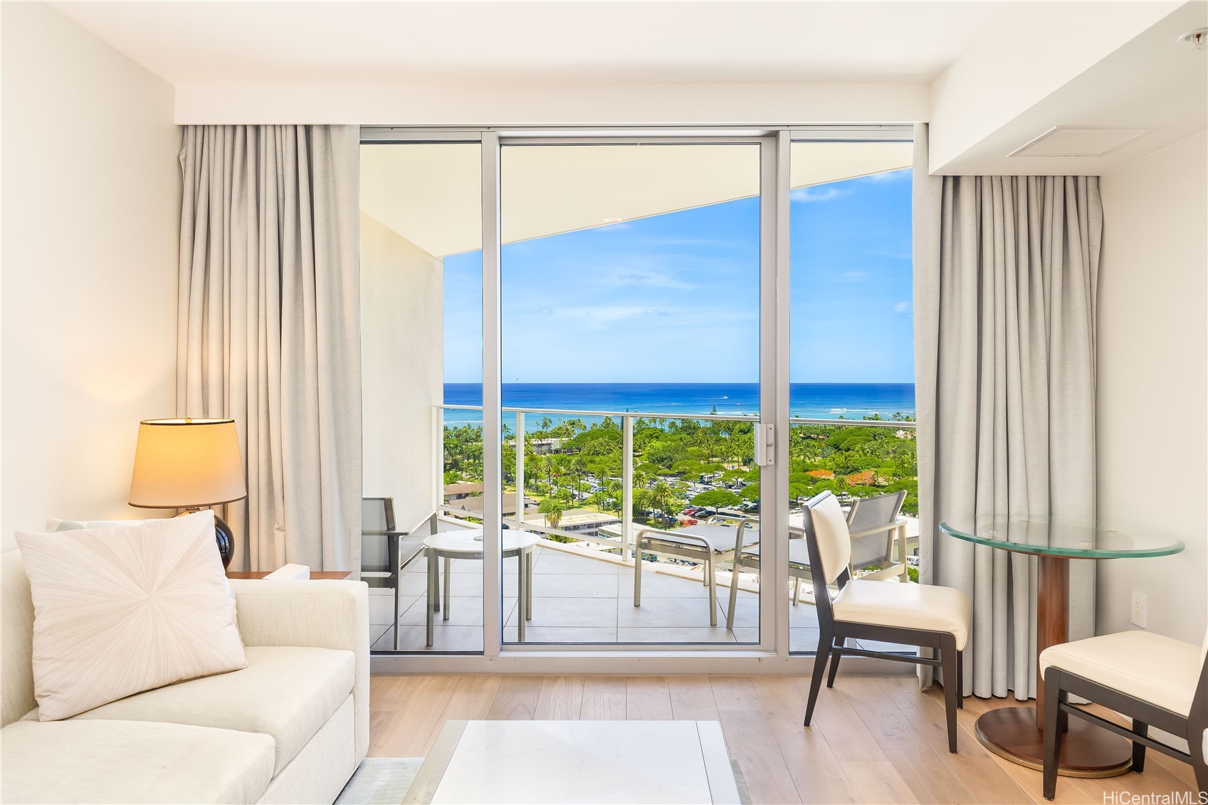 2139 Kuhio Avenue 1809