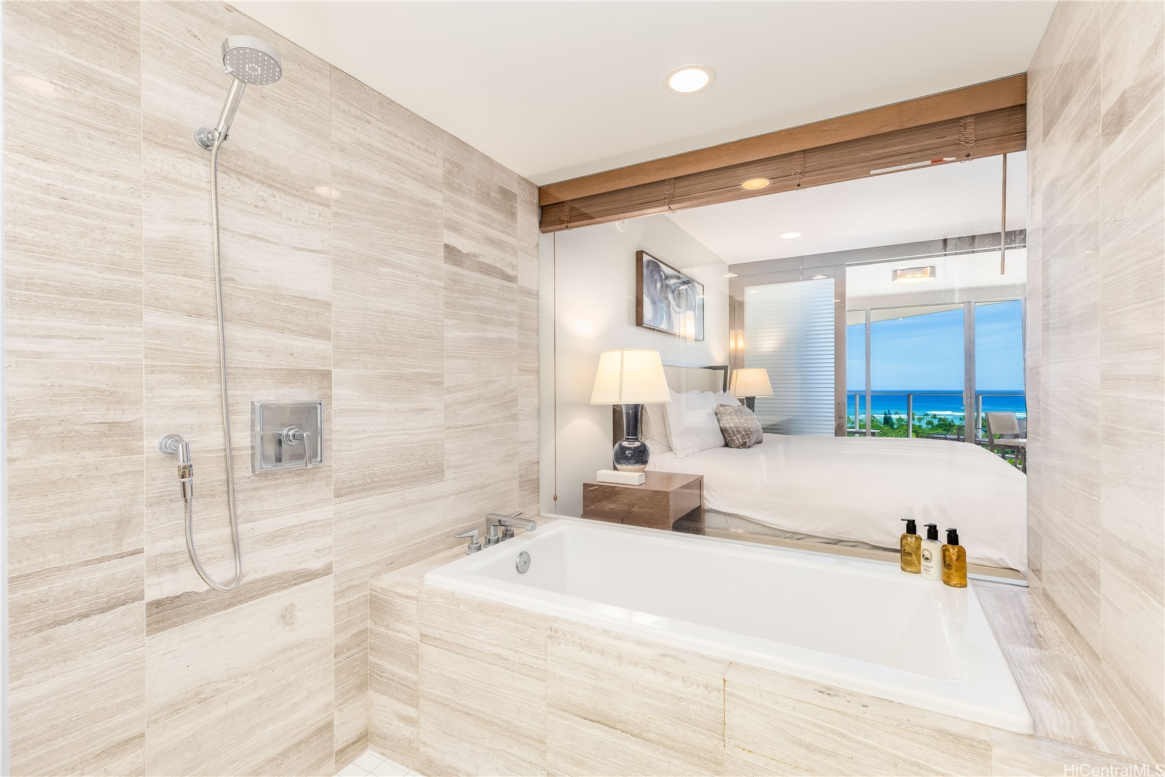 2139 Kuhio Avenue 1809