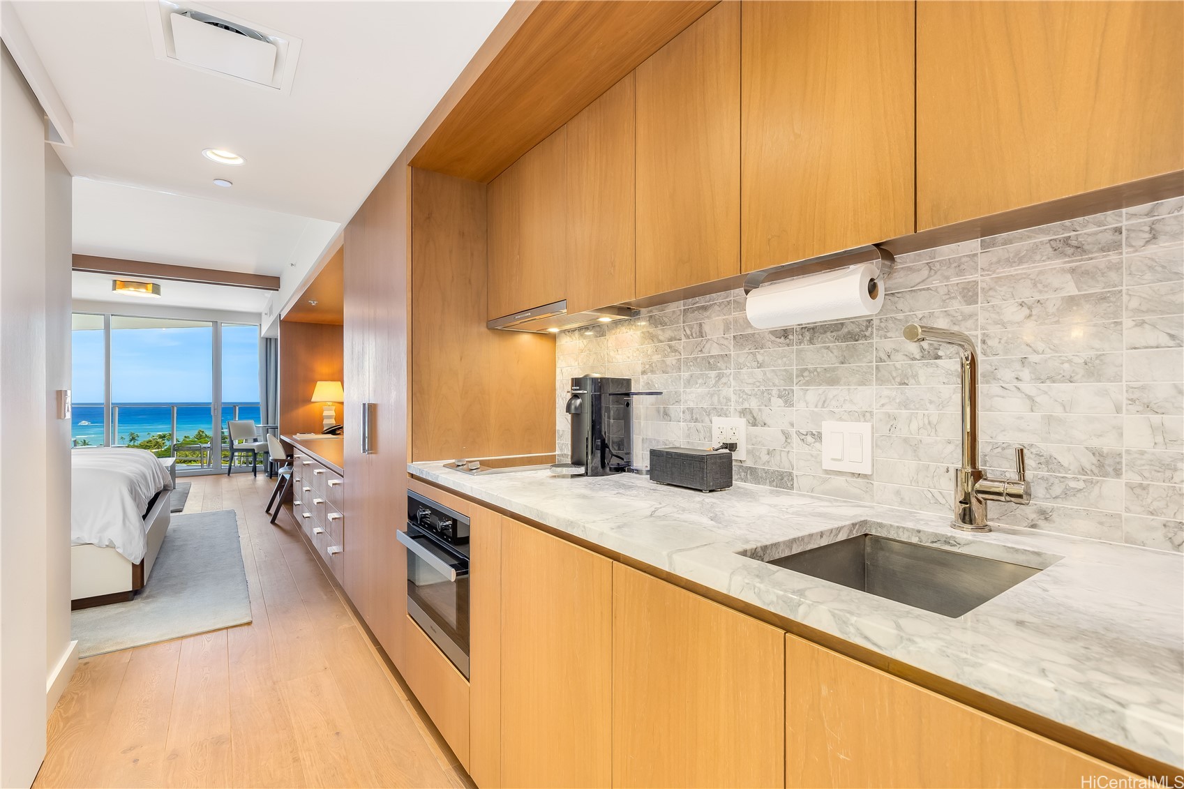 2139 Kuhio Avenue 1809