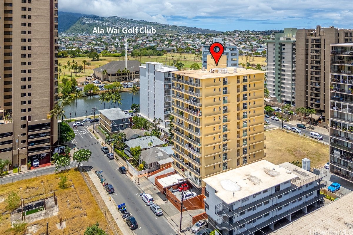 303 Liliuokalani Avenue 1102