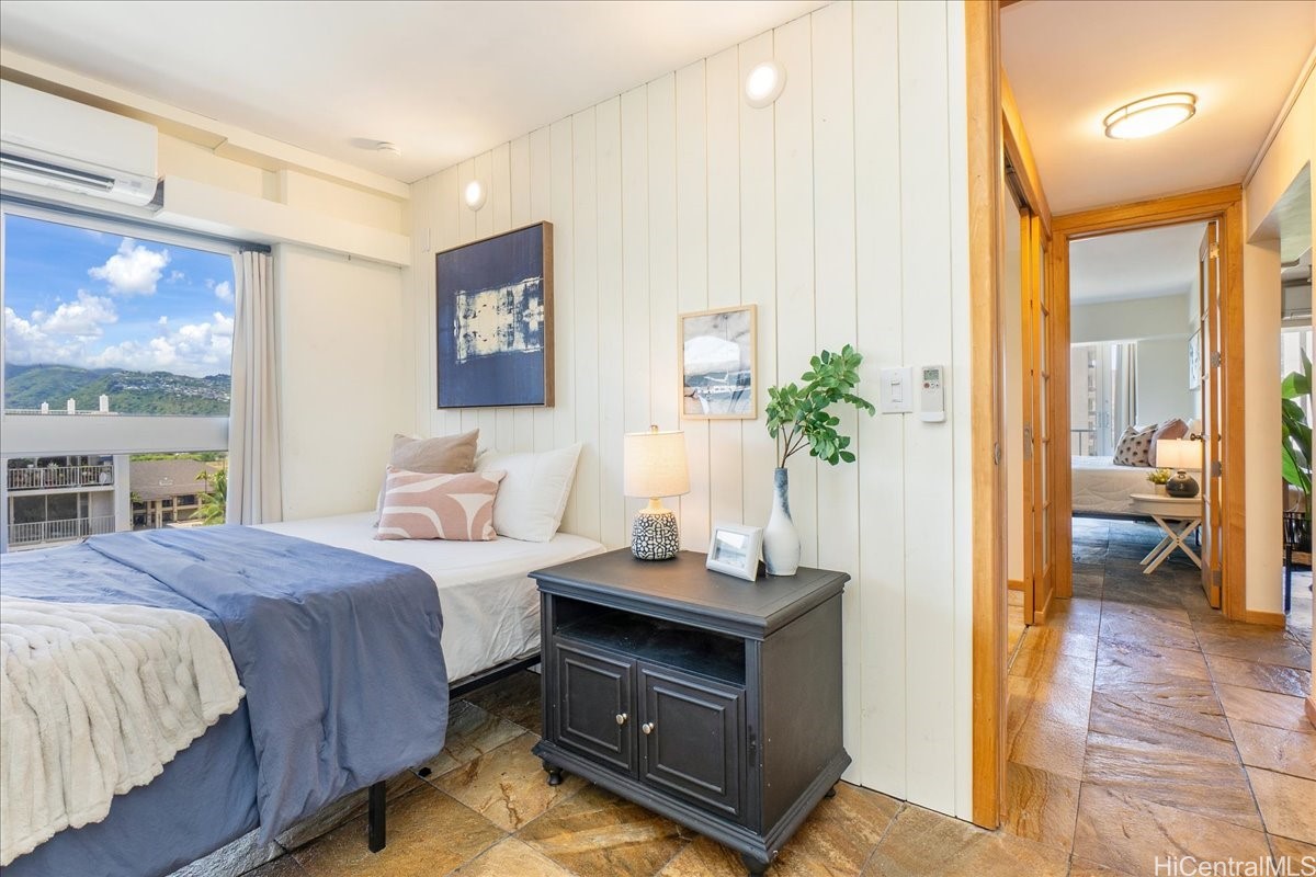 303 Liliuokalani Avenue 1102