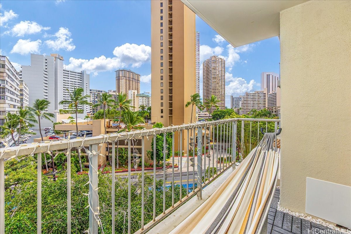400 Hobron Lane 603