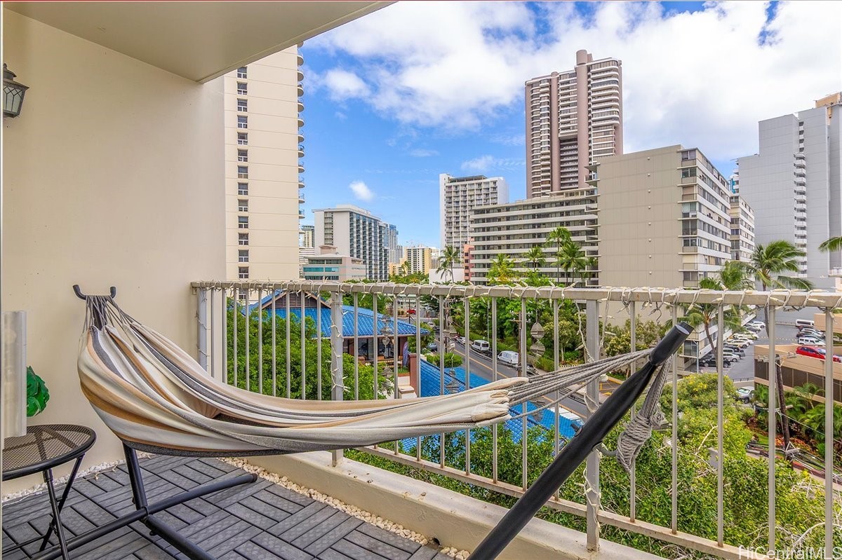 400 Hobron Lane 603