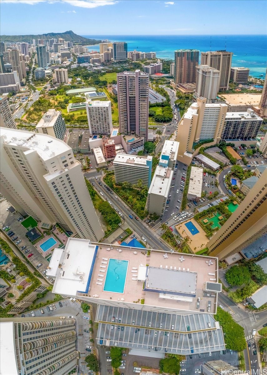 400 Hobron Lane 603