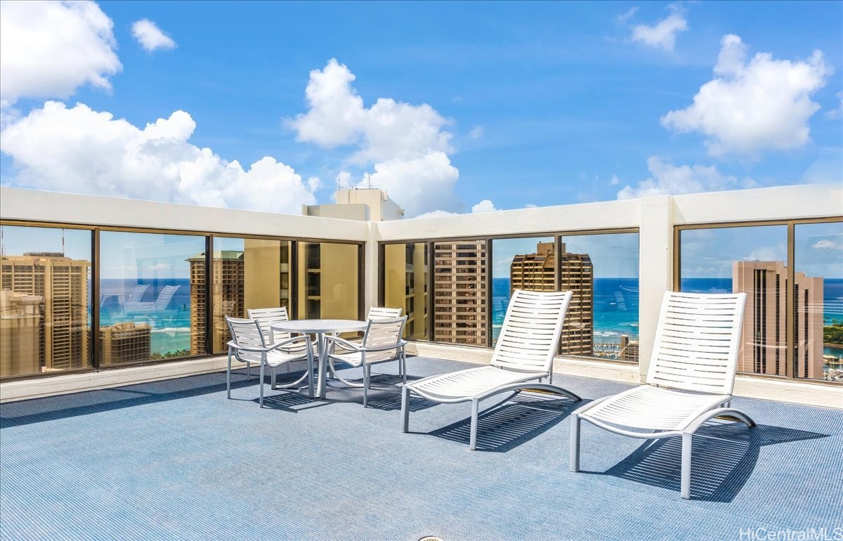 400 Hobron Lane 603