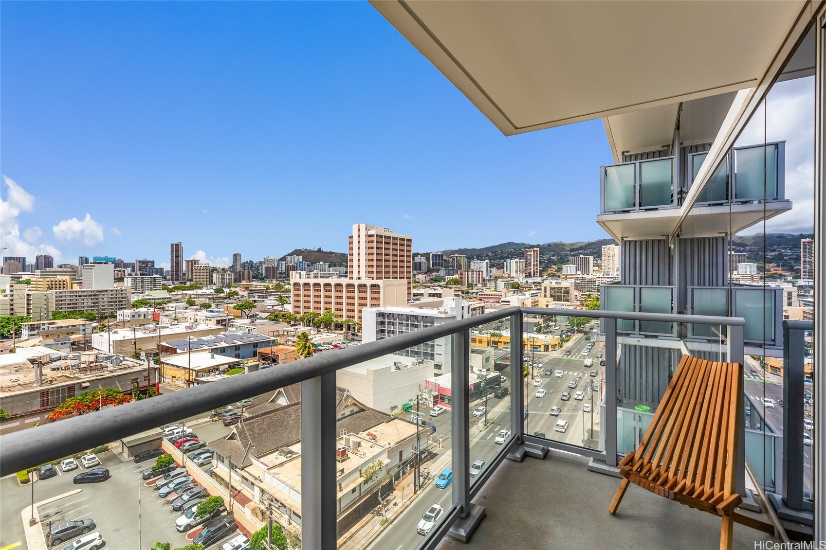 1515 Liona Street 1202
