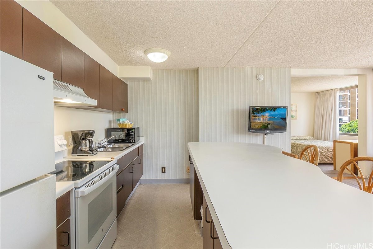 201 Ohua Avenue 605 (NUC)