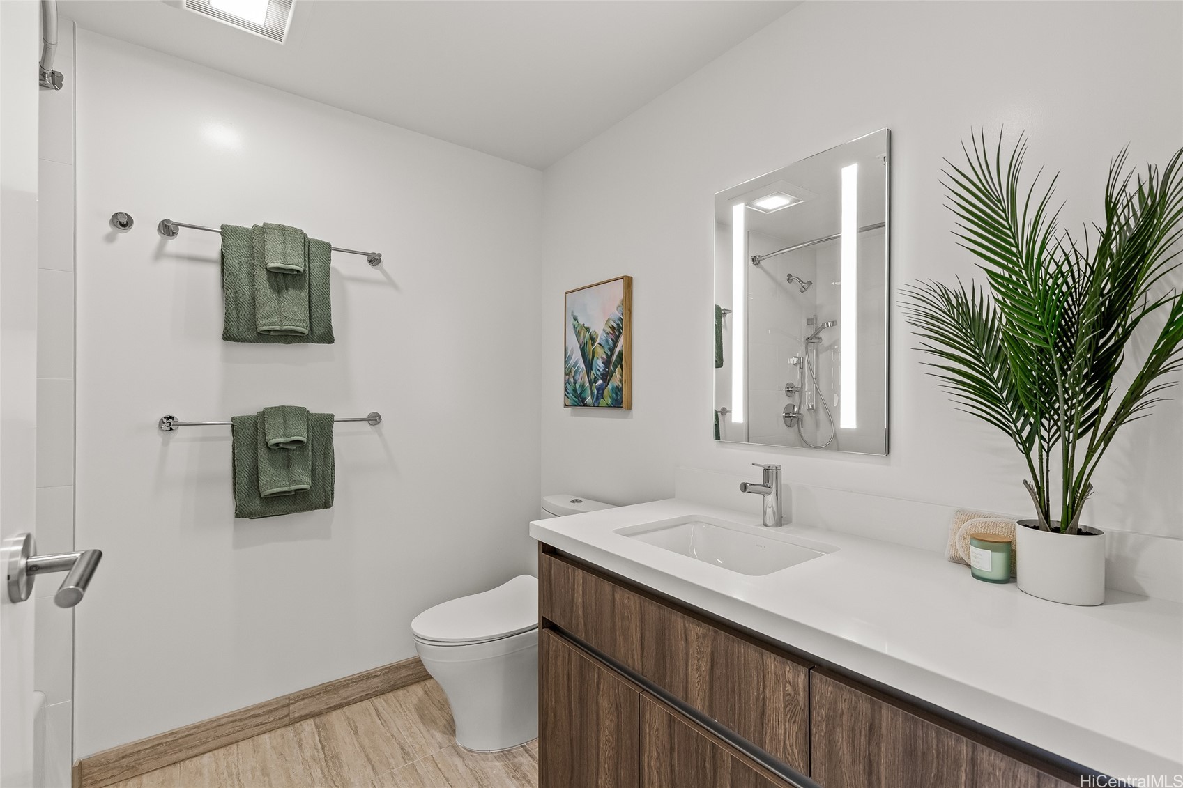 1515 Liona Street 1801