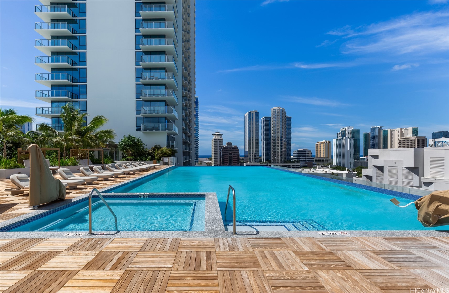 1515 Liona Street 1801