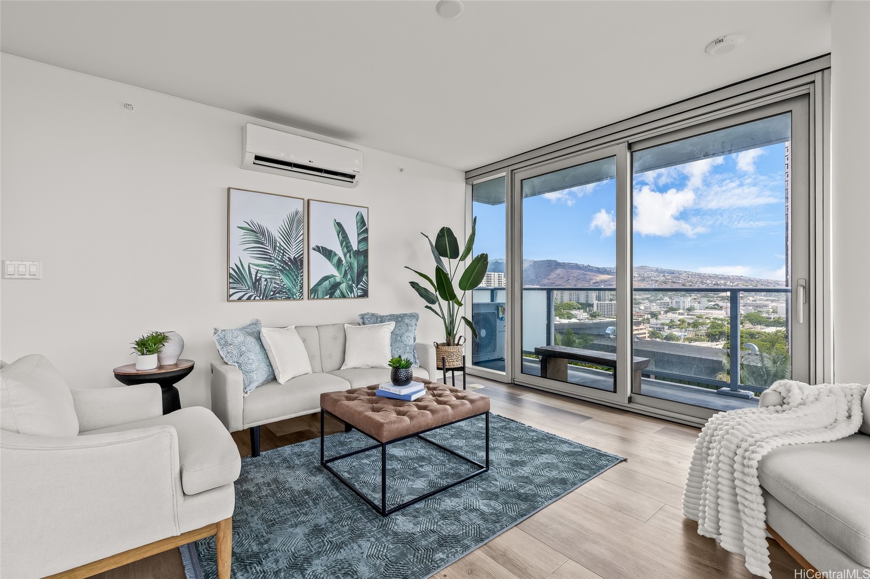 1515 Liona Street 1801