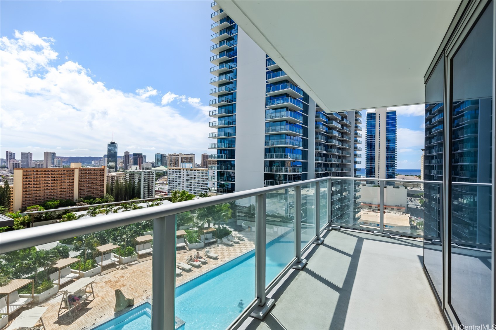 1515 Liona Street 1801