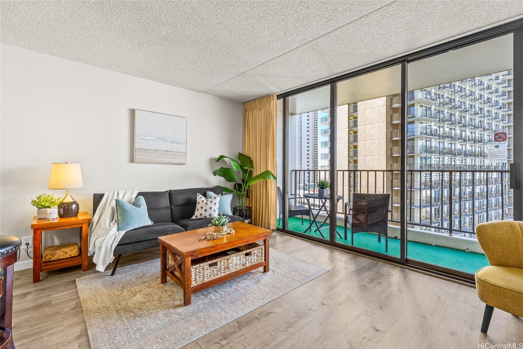 201 Ohua Avenue 1506/Makai