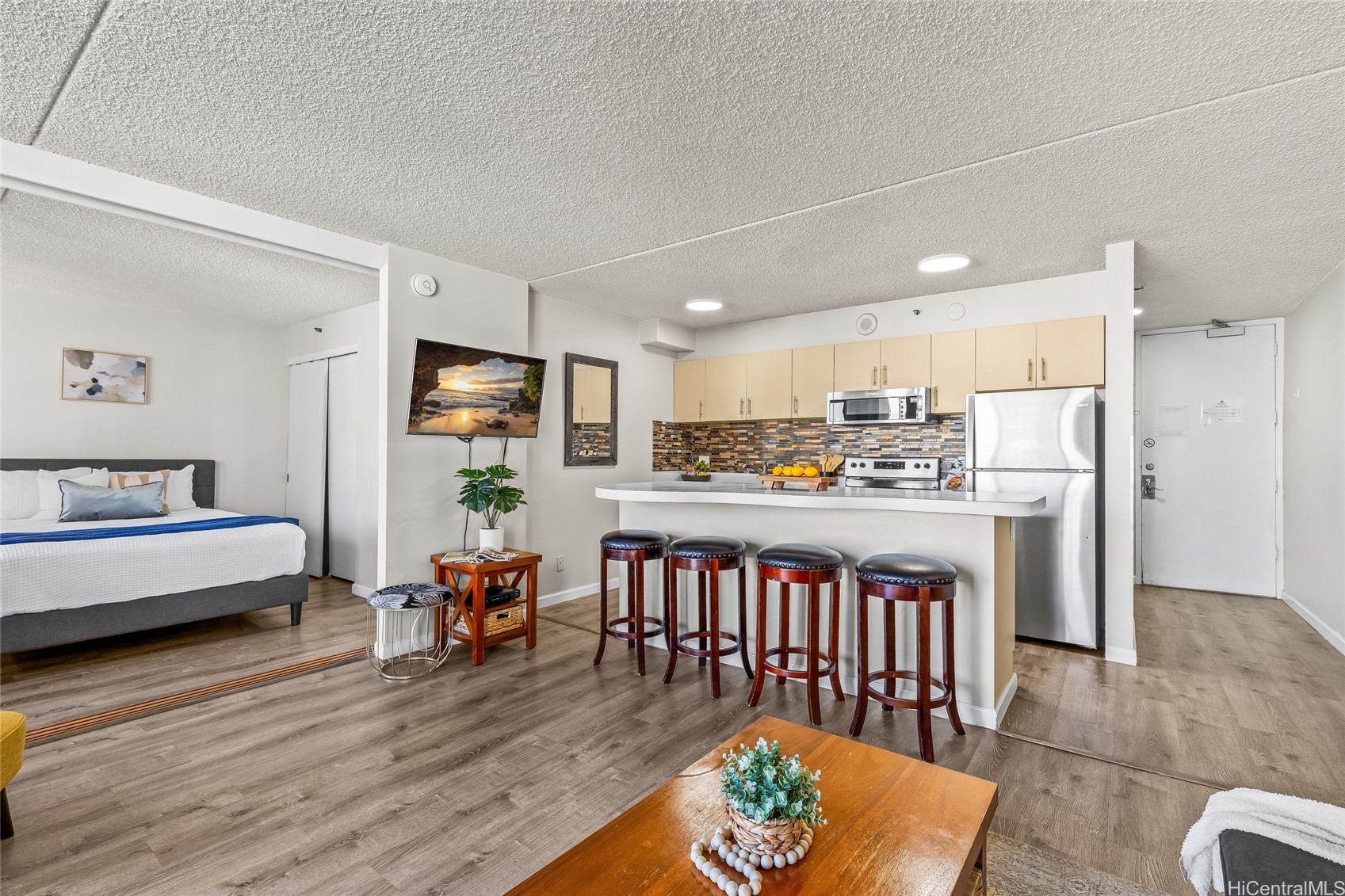 201 Ohua Avenue 1506/Makai