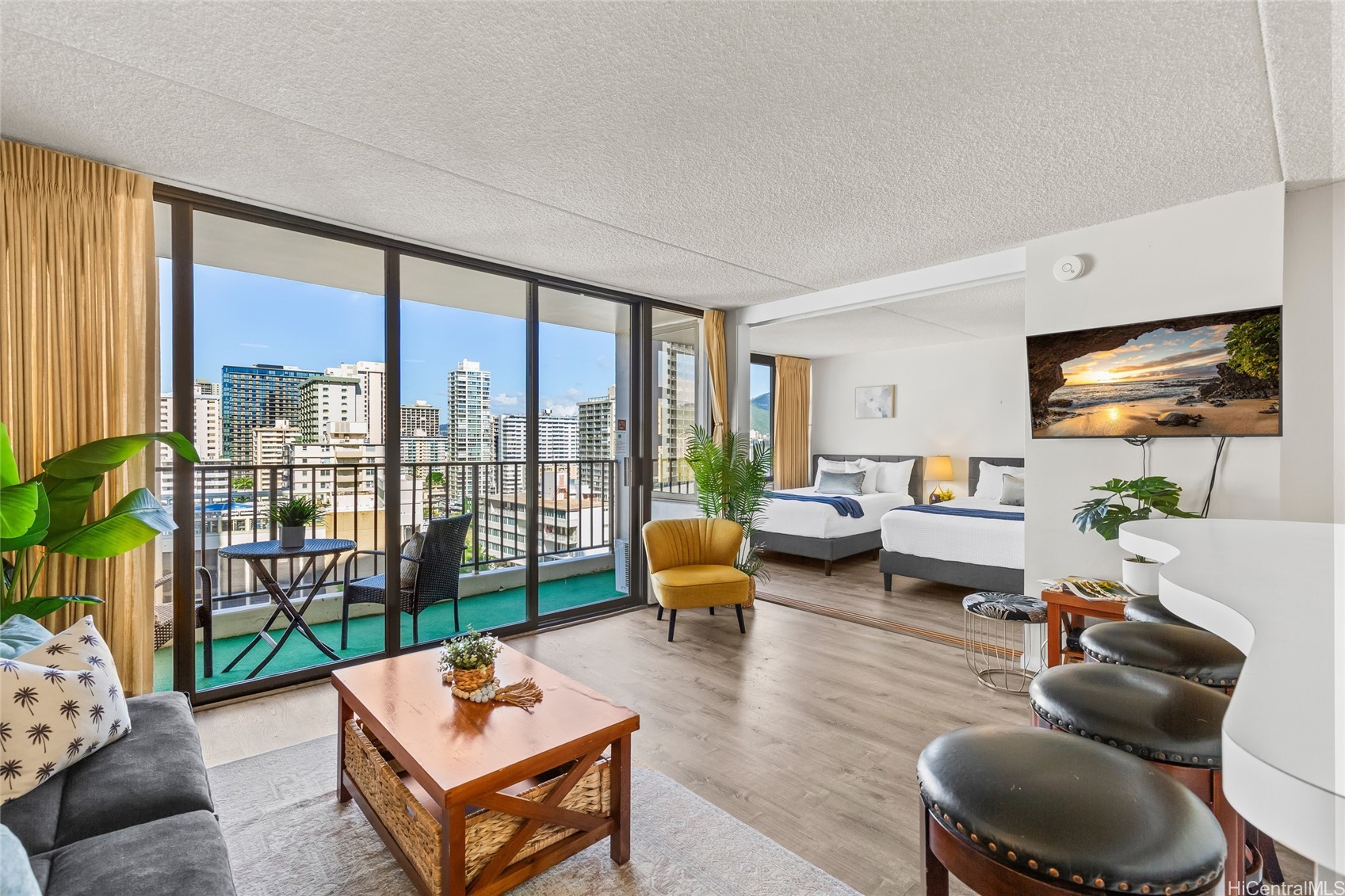 201 Ohua Avenue 1506/Makai