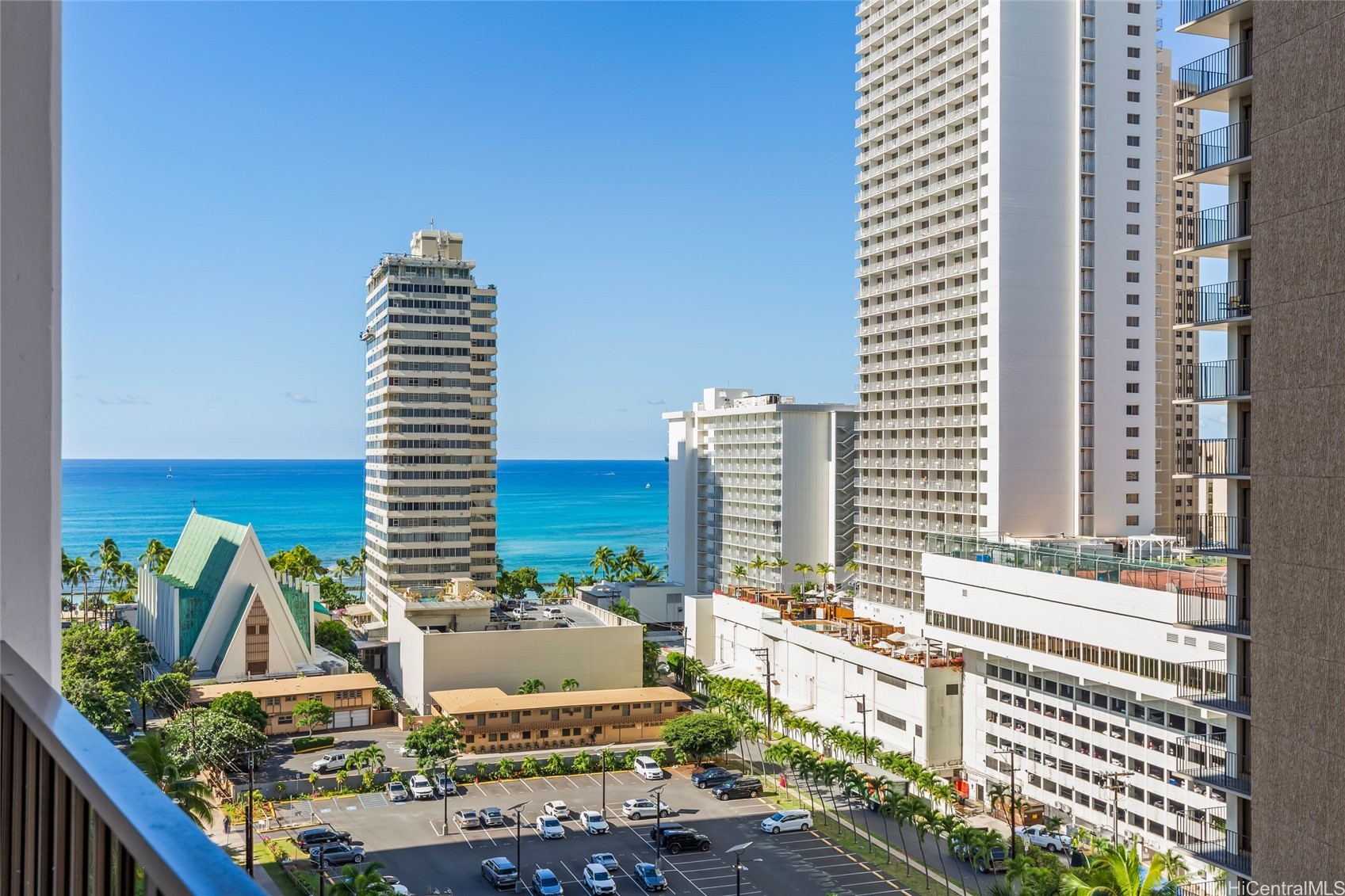 201 Ohua Avenue 1506/Makai