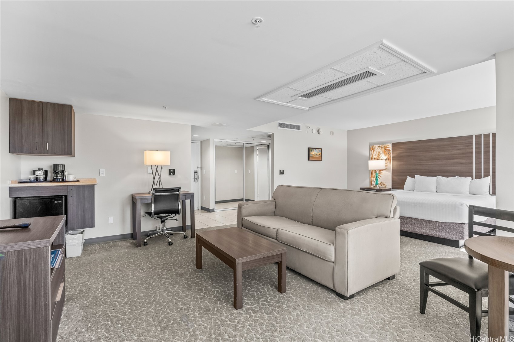 1850 Ala Moana Boulevard 206