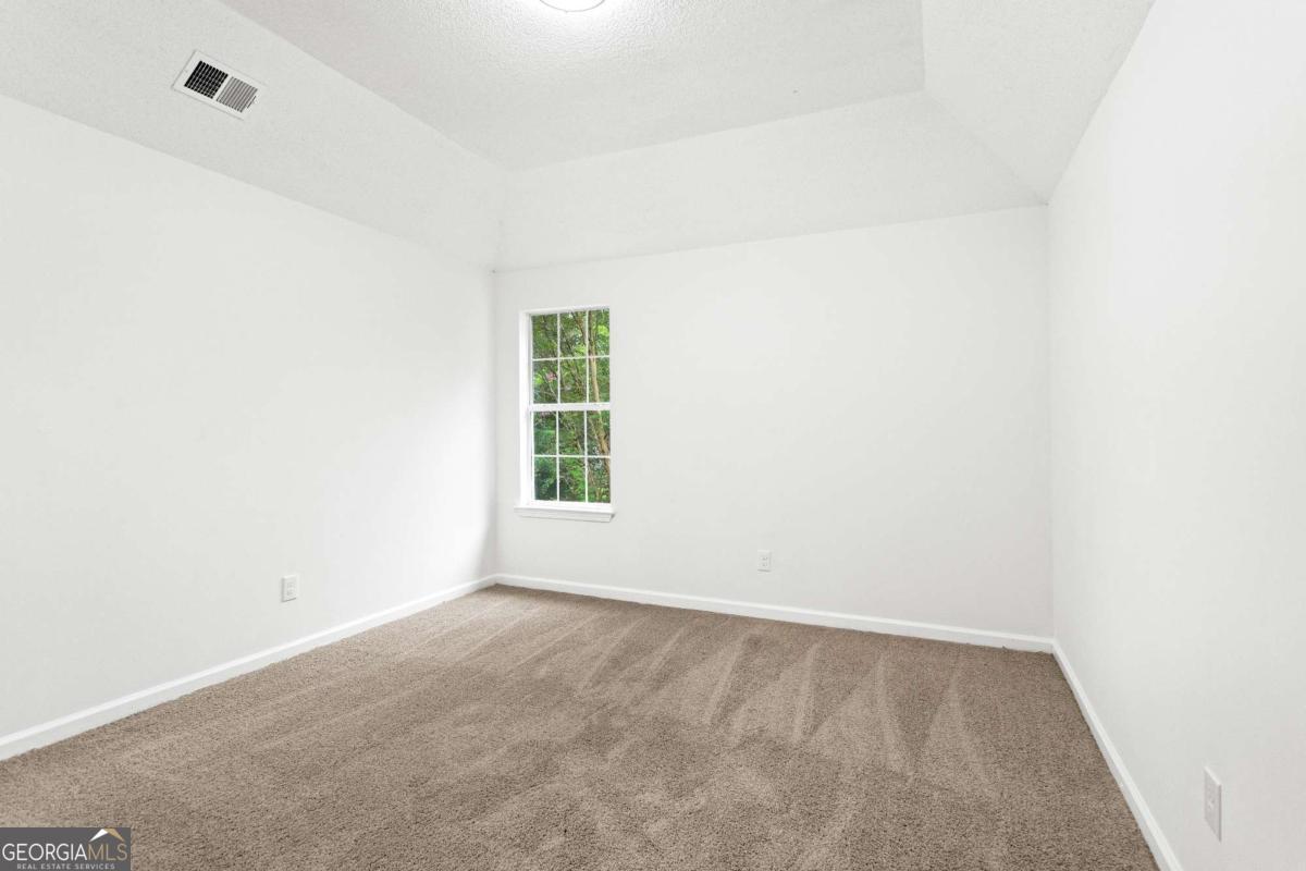 3636 River Heights
