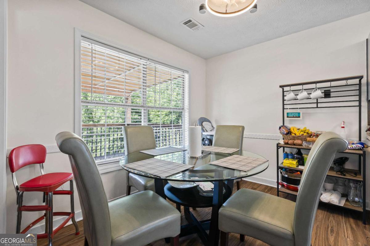 680 Harbor Point Court