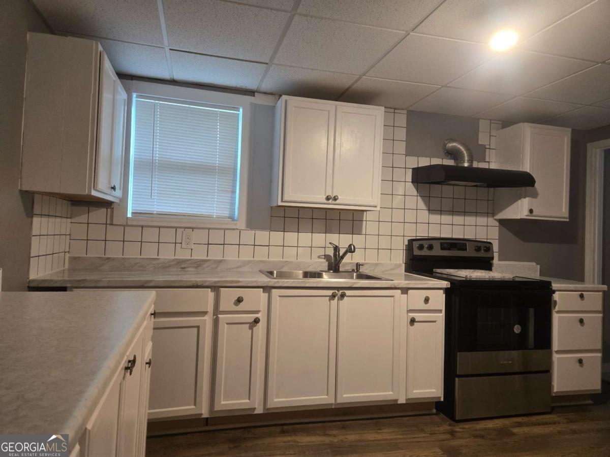 680 Harbor Point Court