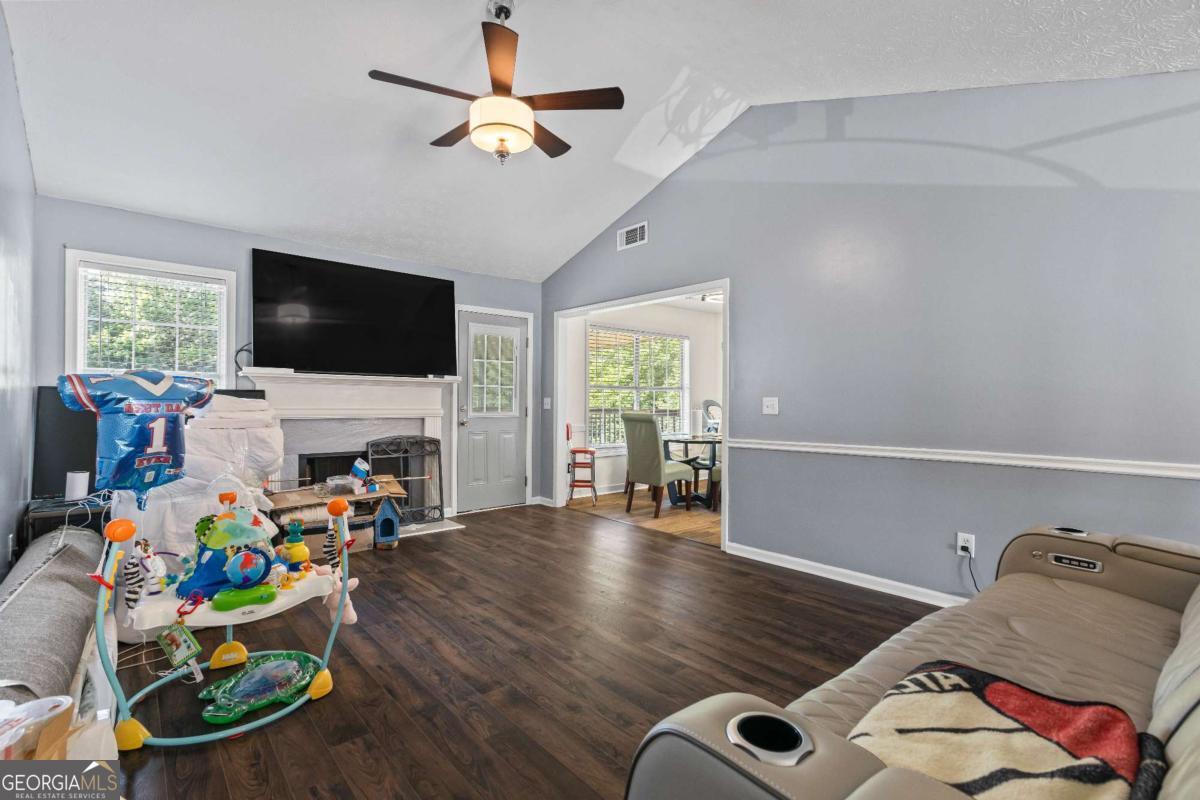 680 Harbor Point Court