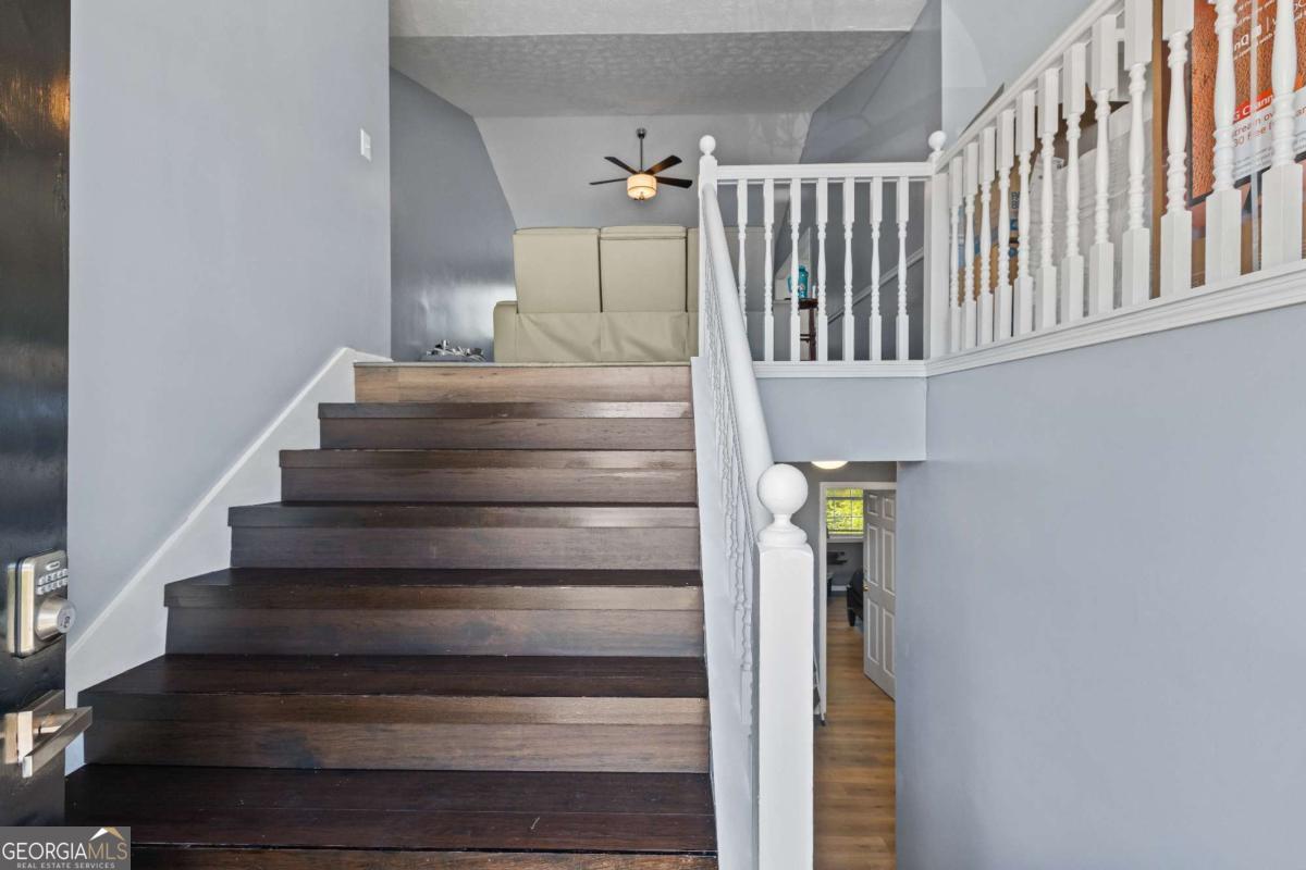 680 Harbor Point Court