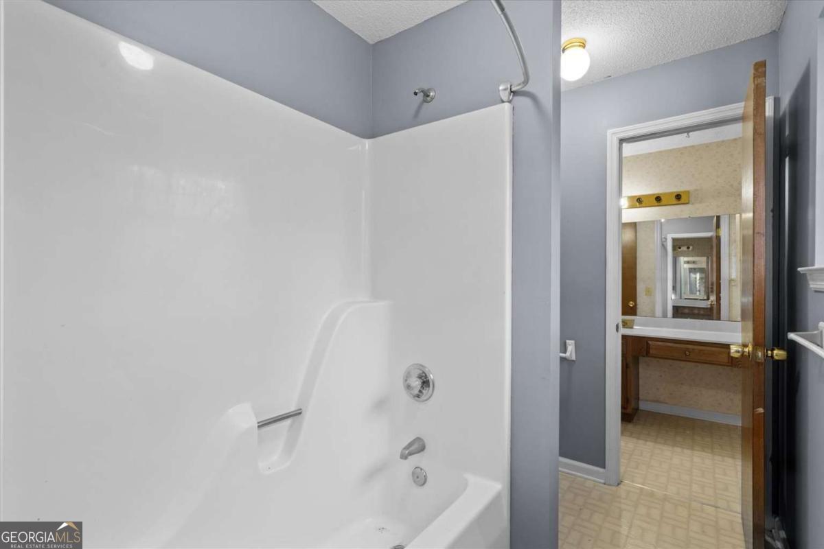 113 Fox Run Circle