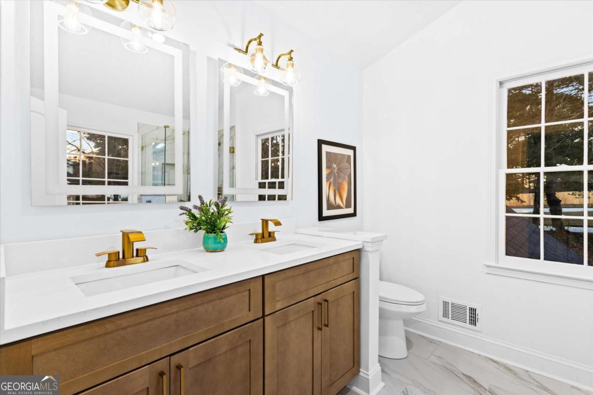 5010 Greenwyck Path