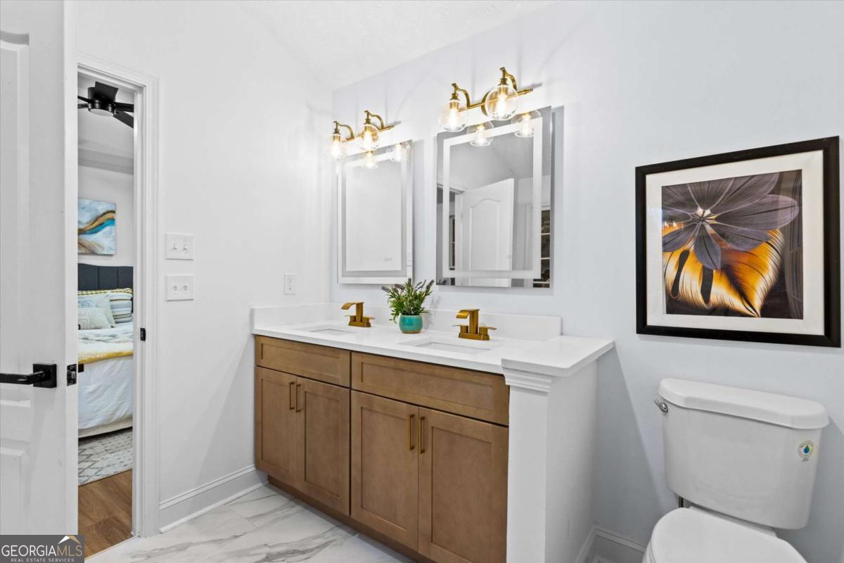 5010 Greenwyck Path
