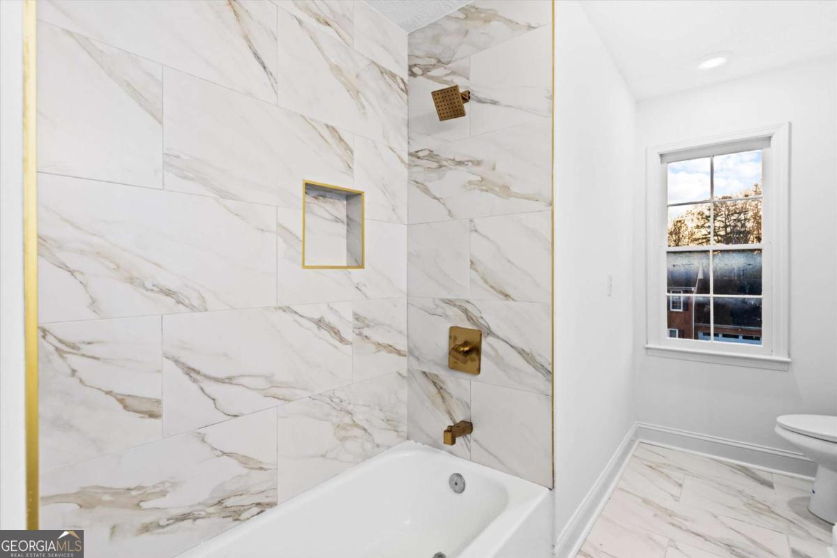 5010 Greenwyck Path