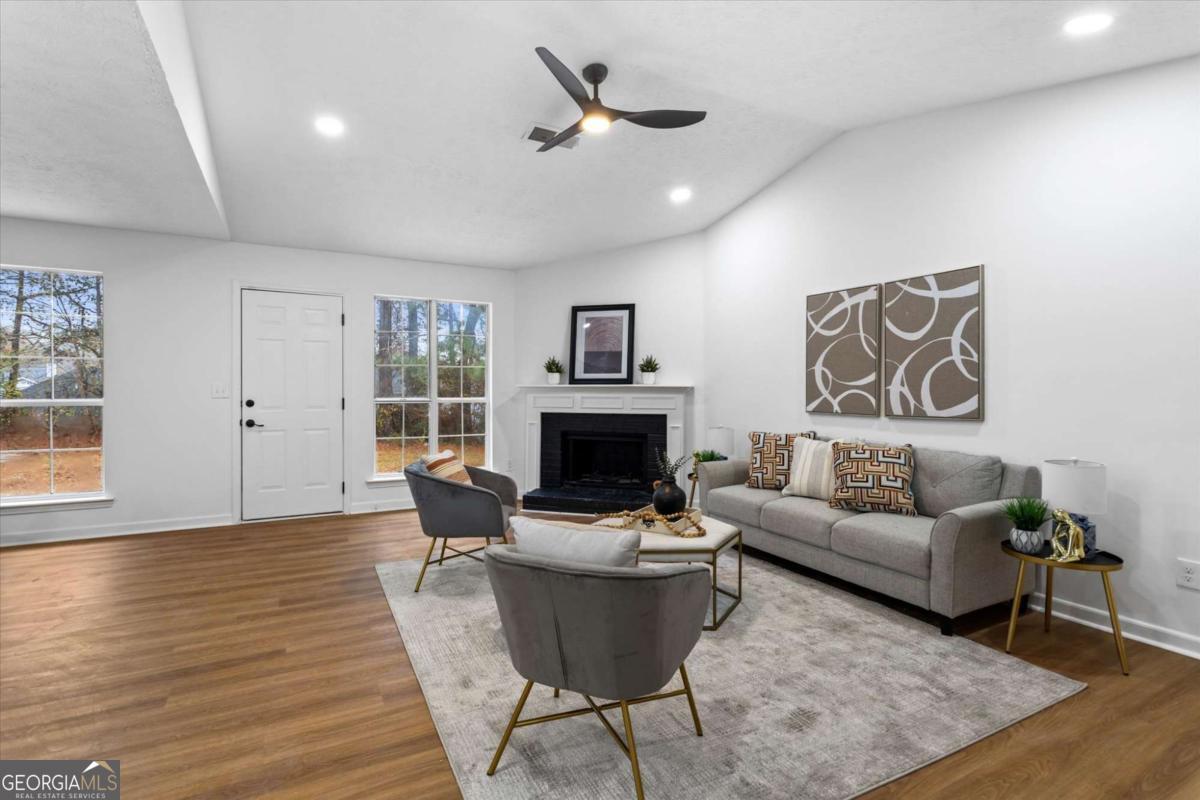 3800 Landgraf Cove