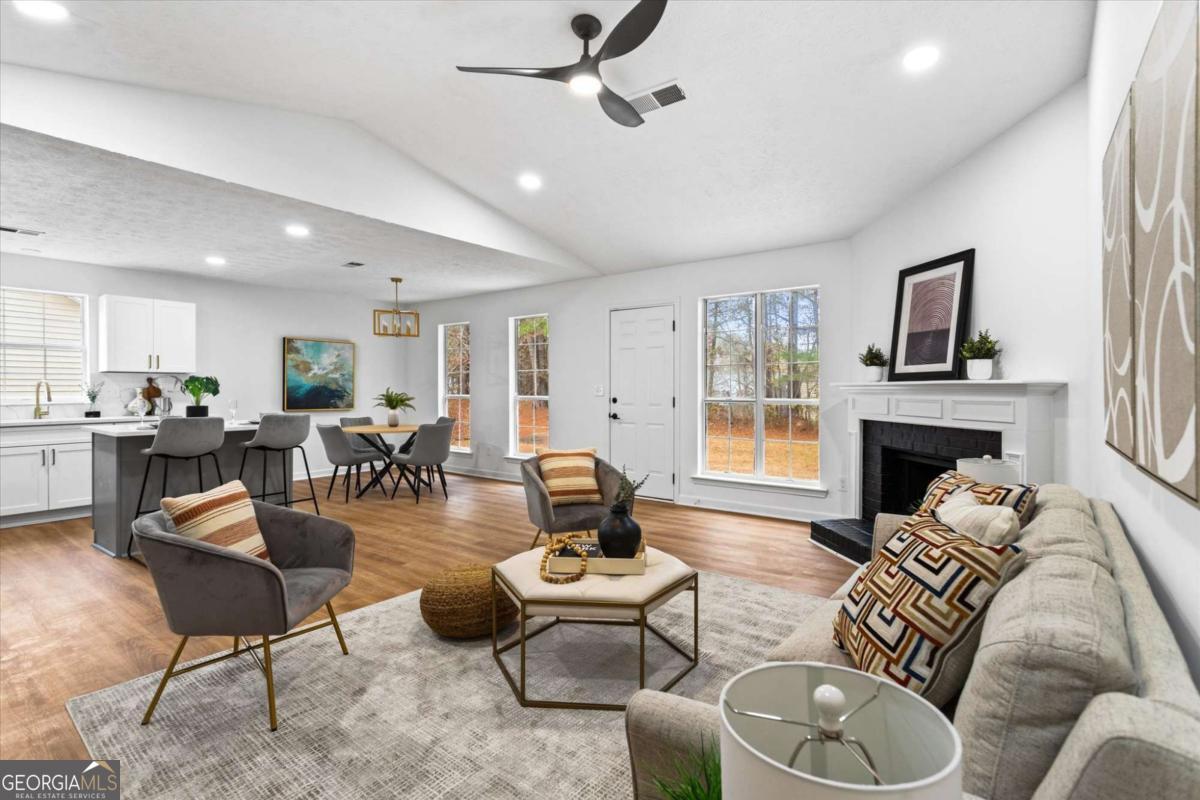 3800 Landgraf Cove