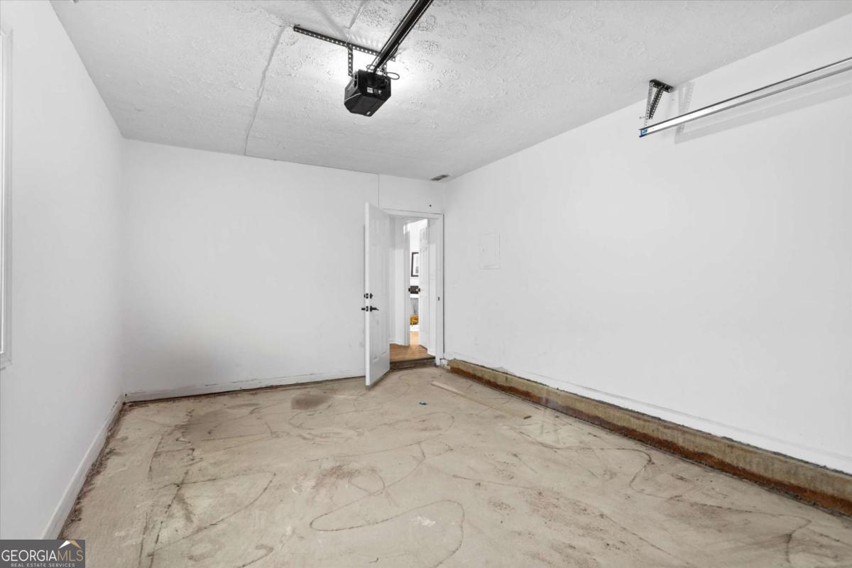 3800 Landgraf Cove