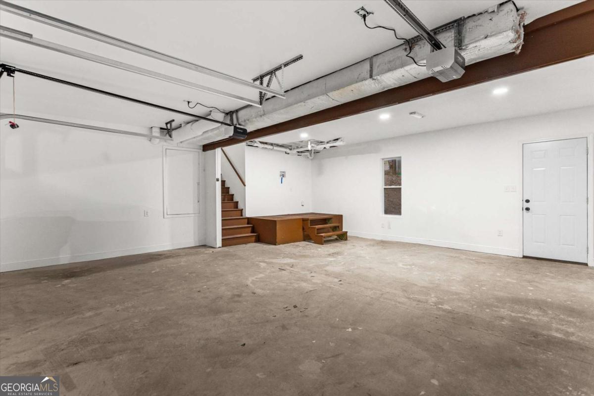 41 Bakers Bridge Circle