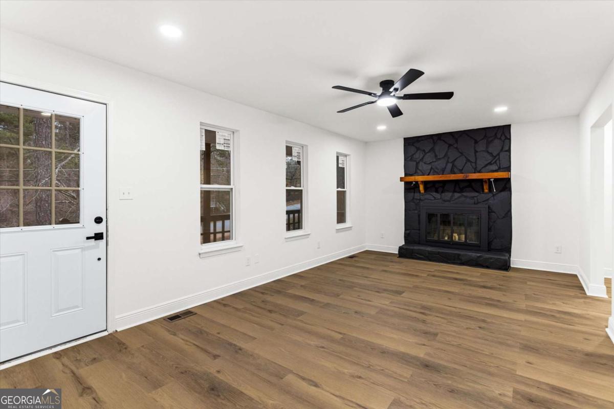 41 Bakers Bridge Circle